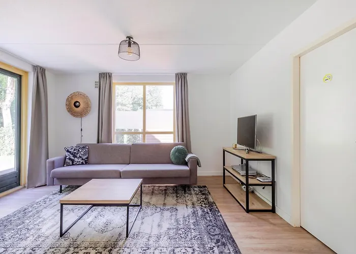 6 - Persoons Forest 151 بيت للعطل *